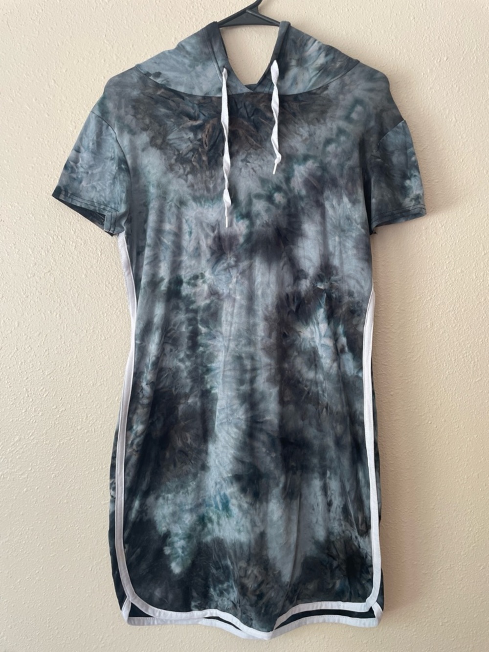 J for Justify Hooded Short Sleeve Dress - Charcoal & Slate